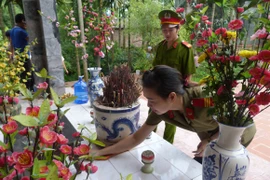 Tri ân các Anh hùng liệt sỹ