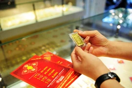 Giá vàng hôm nay (16-10): Giảm mạnh chênh lệch so với giá thế giới