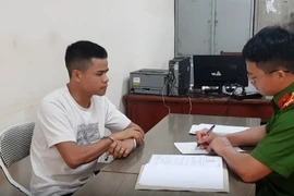 Được bạn gái ‘nhờ’ giải quyết mâu thuẫn, dùng súng bắn trọng thương chủ quán Pub