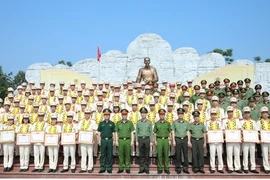 Công an tỉnh Bắc Giang tuyên dương 75 gương điển hình tiên tiến