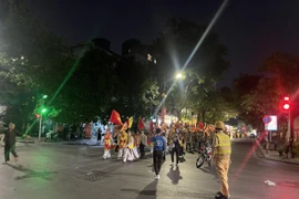 Công an Hà Nội đảm bảo ANTT Lễ rước Xá lợi Phật, diễu hành xe hoa chào mừng Đại lễ Phật đản 