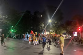 Công an Hà Nội đảm bảo ANTT Lễ rước Xá lợi Phật, diễu hành xe hoa chào mừng Đại lễ Phật đản 