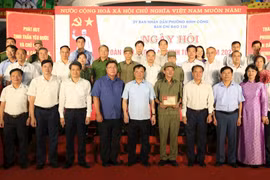 Hân hoan Ngày hội toàn dân bảo vệ an ninh Tổ quốc tại phường Định Công