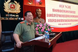 Gương mẫu đi đầu vì danh dự, trách nhiệm của Công an Thủ đô trong việc hoàn thành chỉ tiêu cấp căn cước công dân