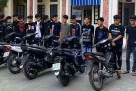 Xử lý nghiêm nhóm choai choai cố tình 'thông chốt' tại thị trấn Thanh Hà