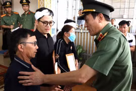 Cấp Bằng “Tổ quốc ghi công” cho 6 cán bộ hy sinh tại Đắk Lắk
