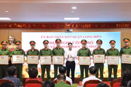 Nhân dân và lãnh đạo quận Long Biên luôn ghi nhận, đánh giá cao nỗ lực và chiến công của lực lượng Công an