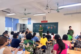 Phấn đấu hỗ trợ người dân từng bước trở thành 'Những Công dân số' 