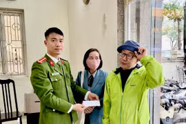 Nhặt được 30 triệu đồng trên phố, du khách người Nhật Bản mang đến trình báo cơ quan Công an