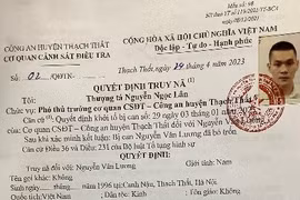 Vẫy nhầm xe taxi, hành hung cả tài xế