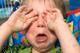 Nghi án cha để con trai 1 tuổi dùng chất kích thích