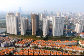 Cuối năm nhiều tiền: Nhà đất dồn nhau tăng giá