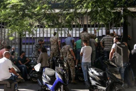 Làn sóng “cướp ngân hàng” lan tràn ở Lebanon 