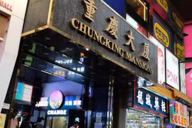 Lật tẩy ổ buôn lậu ma túy sau cái chết của nam sinh 14 tuổi ở Hồng Kông 