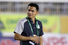 Kiatisak phủ nhận đã gia hạn hợp đồng với HAGL 