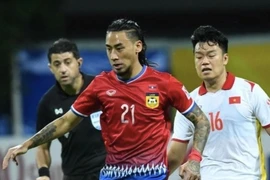 Tuyển Lào loại tiền đạo gốc Pháp khỏi chiến dịch AFF Cup 