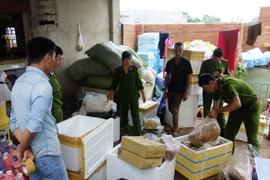 Đắk Lắk: Phát hiện nhiều loại thực phẩm không có nguồn gốc