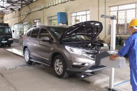 Từ đầu tháng 10, phí dịch vụ đăng kiểm đối với các loại xe ô tô sẽ tăng ra sao?