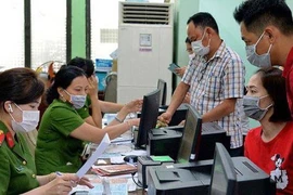 Chính thức áp dụng mức lệ phí mới nhất về đăng ký thường trú, tạm trú từ 5-2-2023