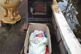 Chính thức phạt tới 25 triệu đồng cha mẹ bỏ rơi con