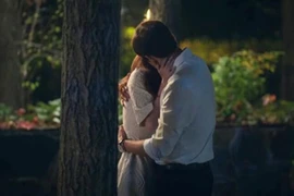 Ngoại tình khi chưa có quyết định ly hôn của Toà án là vi phạm pháp luật