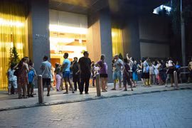 Cháy cao ốc 37 tầng khu SaiGon Pearl, hàng trăm hộ dân hoảng loạn