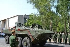 "Lộ hàng" nguyên mẫu mới xe bọc thép Bumerang của Nga