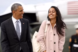 Con gái lớn Tổng thống Obama bị nghi hút cần sa nơi công cộng
