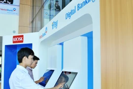 VietinBank dùng Samsung Galaxy S7 Edge hút khách