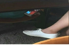 Sinh viên đại học biến thái chụp lén dưới váy nữ sinh