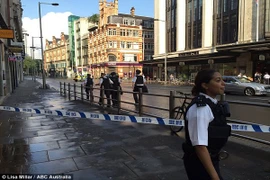 Anh cho nổ ô tô khả nghi trước Đại sứ quán Israel