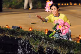 Ngọc Hân toả sáng cùng Quốc hoa trong đêm bế mạc Festival Huế 2014