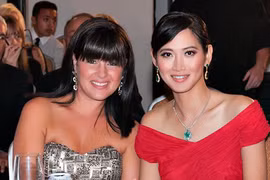 Elizabeth Thủy Tiên ngồi “ghế nóng” chấm thi hoa hậu ở Mỹ