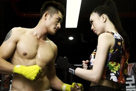 Vũ Hoàng Điệp “so găng” cùng trai trẻ