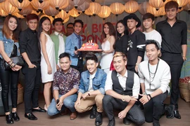 “Sao” Việt mừng sinh nhật hoàng tử điện ảnh Thái tại Việt Nam