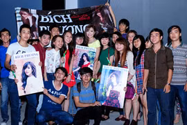 Bích Phương Idol rạng rỡ trong vòng tay người hâm mộ