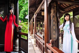 Người mẫu Xuân Thuỳ: Áo dài cho lễ Vu lan như món quà tặng mẹ