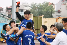 Giải bóng đá HS THPT Hà Nội năm 2014: Quyết liệt giành tấm vé bán kết