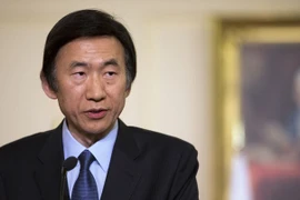 Hàn Quốc tố Triều Tiên tàng trữ hàng nghìn tấn vũ khí hóa học