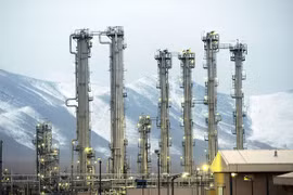 Iran mua 950 tấn uranium, nhờ Nga phát triển hạt nhân