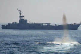 Hải quân Iran tập trận quy mô lớn giữa lúc căng thẳng với Mỹ
