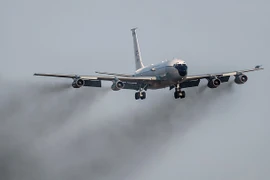 Mỹ điều máy bay dò phóng xạ đến châu Âu vì nghi Nga thử hạt nhân?