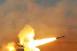 Lục quân Mỹ sắp có cả tên lửa chống hạm?