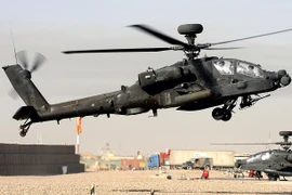 Trực thăng Apache của Mỹ điều khiển được máy bay không người lái