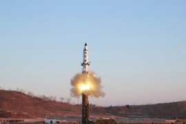 Trung Quốc đổ lỗi cho Hàn Quốc, Mỹ làm Triều Tiên phóng tên lửa