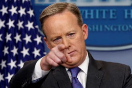 Nhà Trắng "cấm cửa" một loạt hãng thông tấn lớn