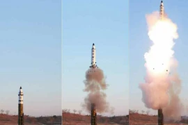 Cận cảnh Triều Tiên "phóng lạnh" tên lửa Pukguksong-2