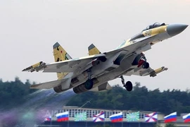 Trung Quốc sẽ nhận thêm 10 chiếc Su-35 từ Nga vào năm 2017
