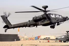 Trực thăng Apache của Mỹ điều khiển được máy bay không người lái