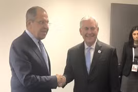 Ngoại trưởng Nga - Mỹ tỏ thiện chí trong lần đầu gặp mặt